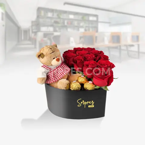 Caja de rosas con peluche y Ferrero Rocher – flores en Cusco