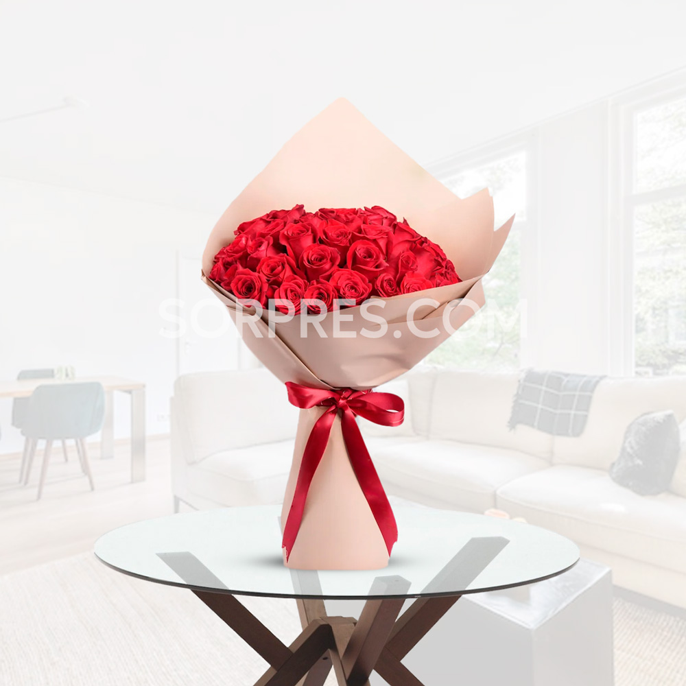 Ramo de 50 rosas rojas – flores en Cusco
